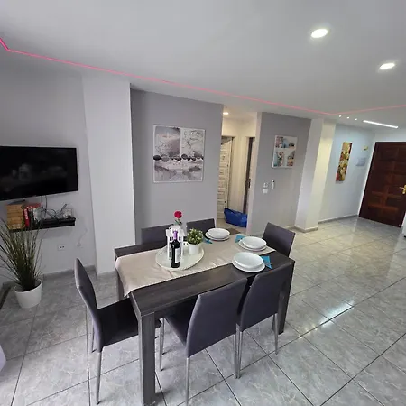 Mit Beheiztem Gemeinsamem Pool Apartmán Los Cristianos (Tenerife)